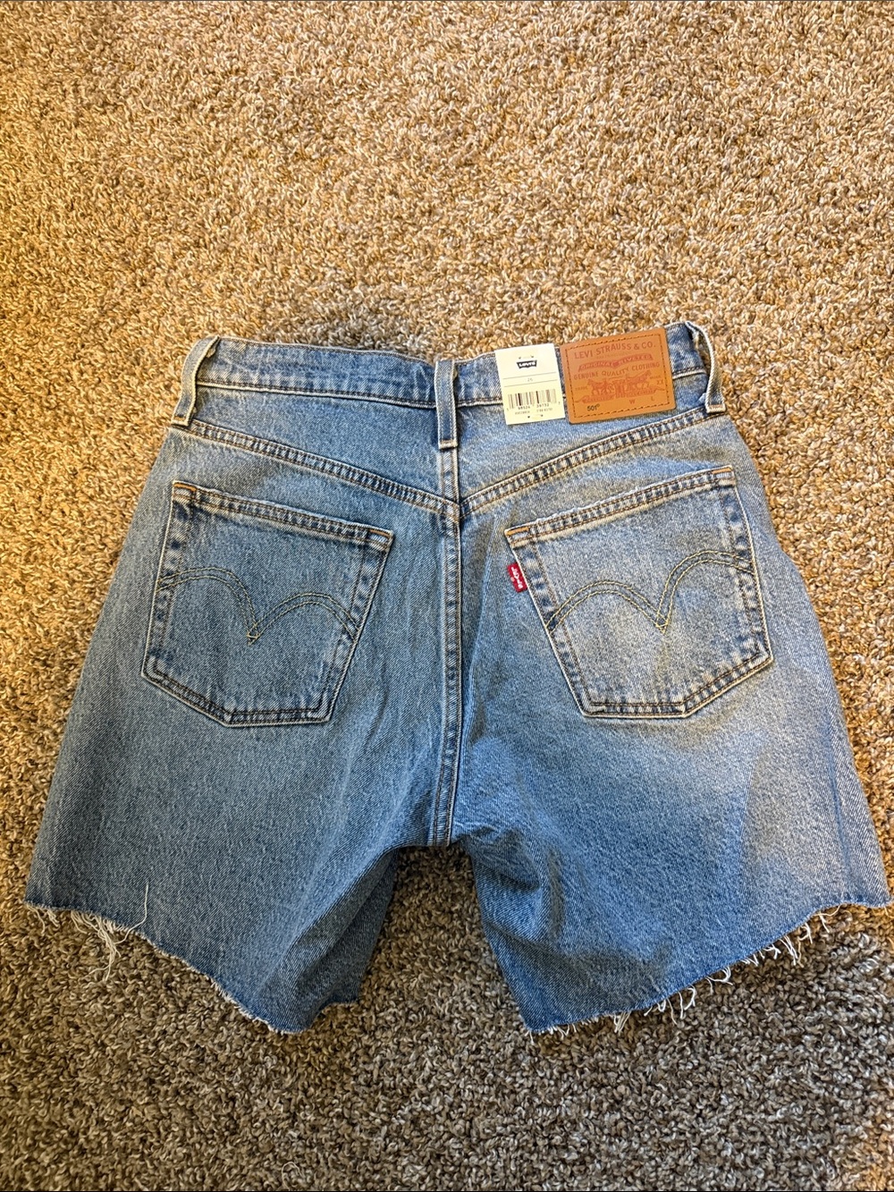 Levi's 501 Mid Thigh Denim Shorts - Picture 2 of 5